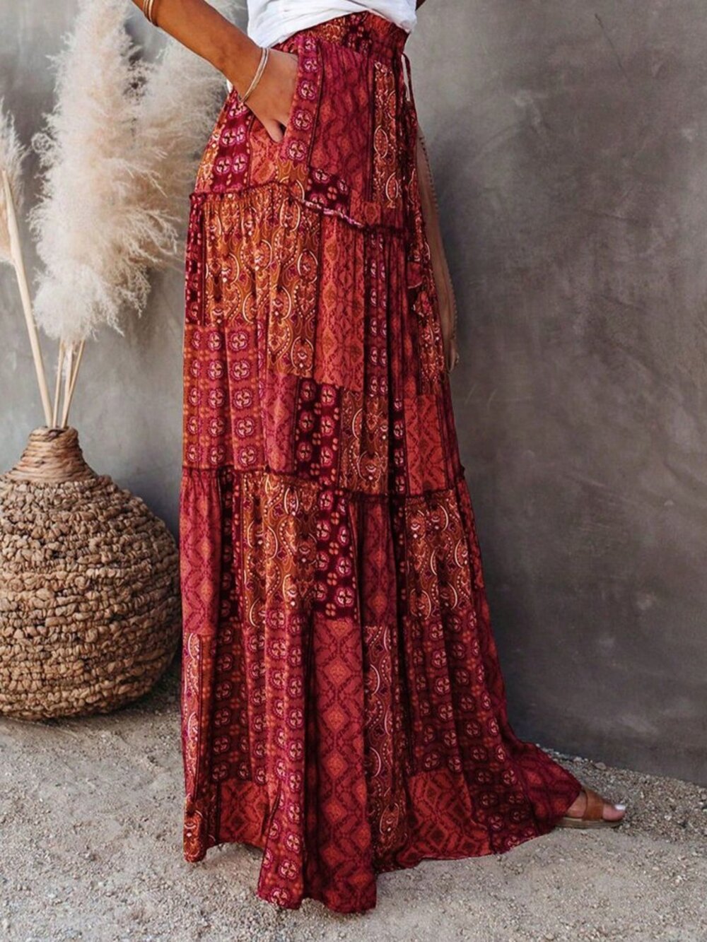 Burgundy Bohemian Women's High Waist Skirt with Floral Print Lace Hem - Picture 5 of 8